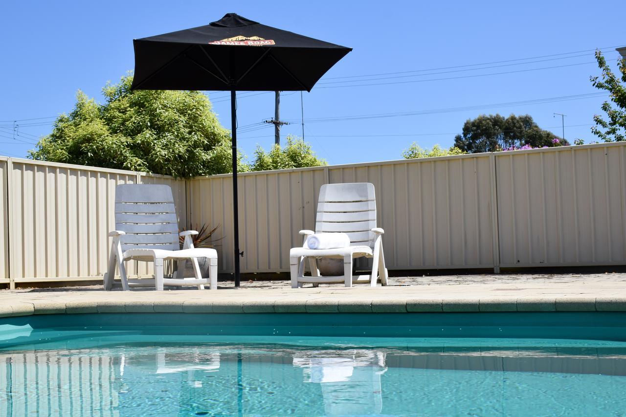 Beachway Motel Ulverstone Eksteriør billede