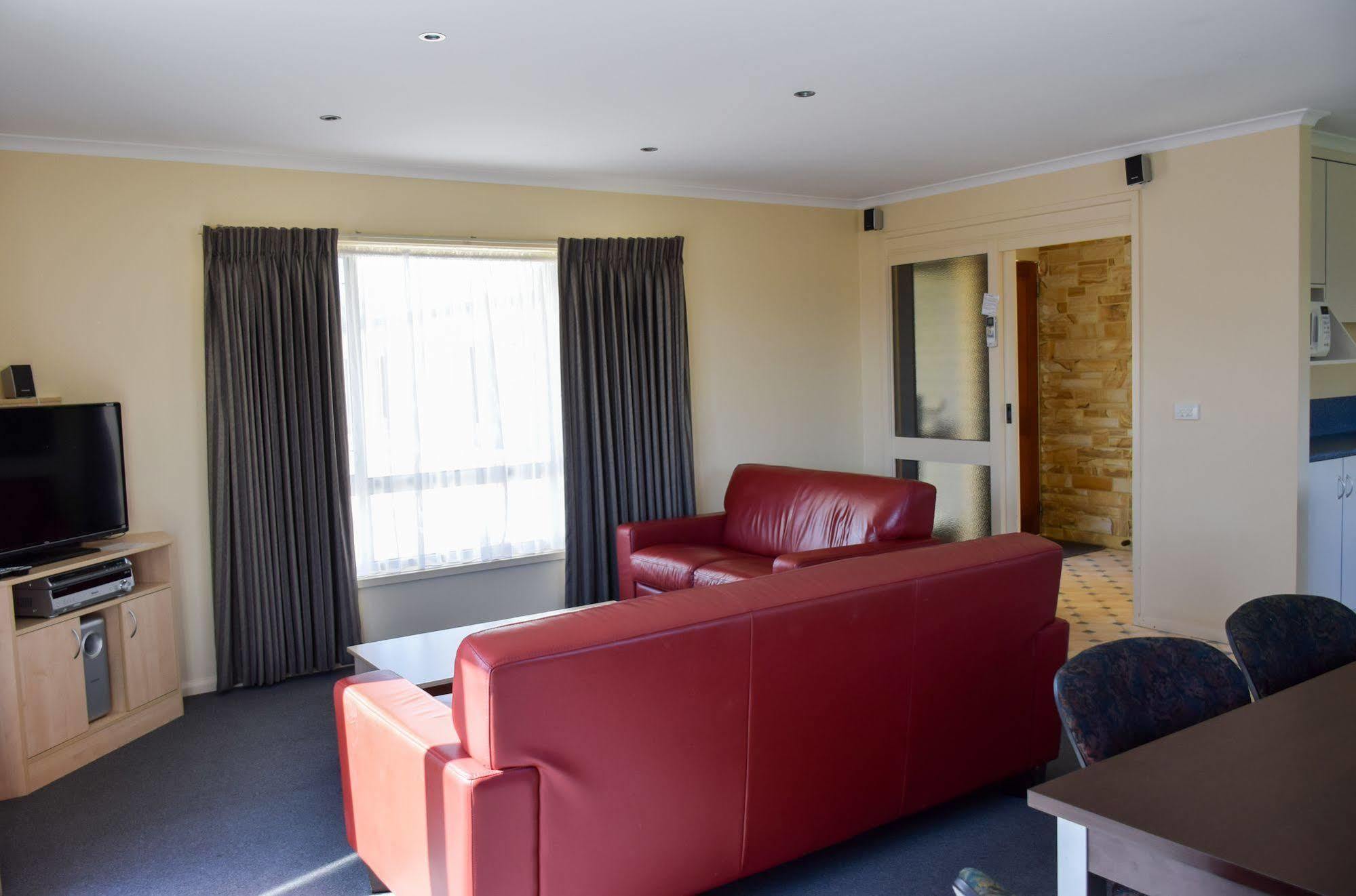 Beachway Motel Ulverstone Eksteriør billede
